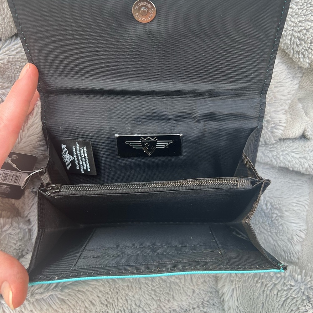 Disney Stitch Wallet - Picture 3 of 4